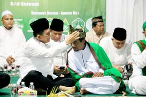 Gubernur Ansar Hadiri Bengkong Bersholawat