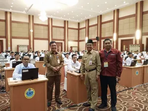 Sekda Kepri Minta Gaji PTT dan THL Disegerakan