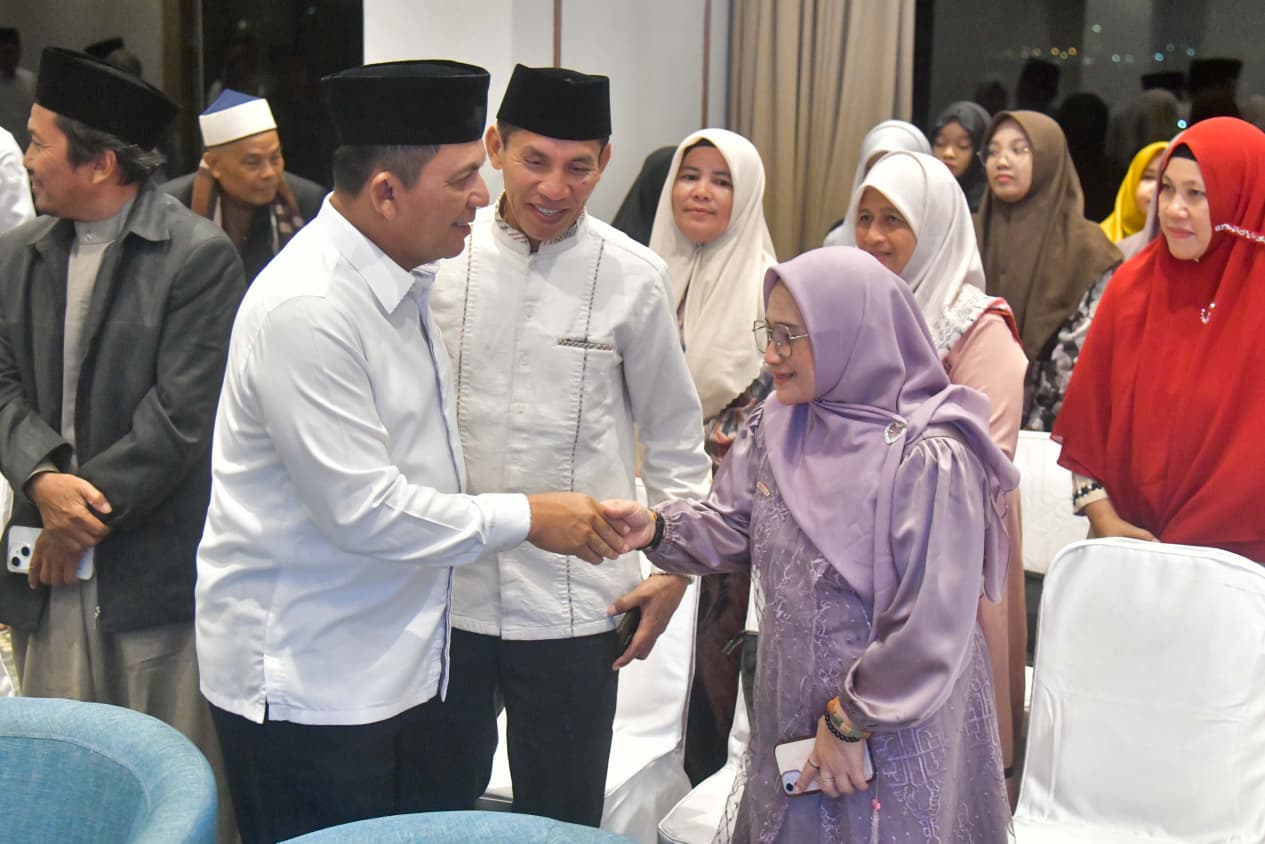 Gubernur Ansar Lepas Kafilah STQH Kepri: TC Jadi Modal Penting Raih Prestasi di Kendari