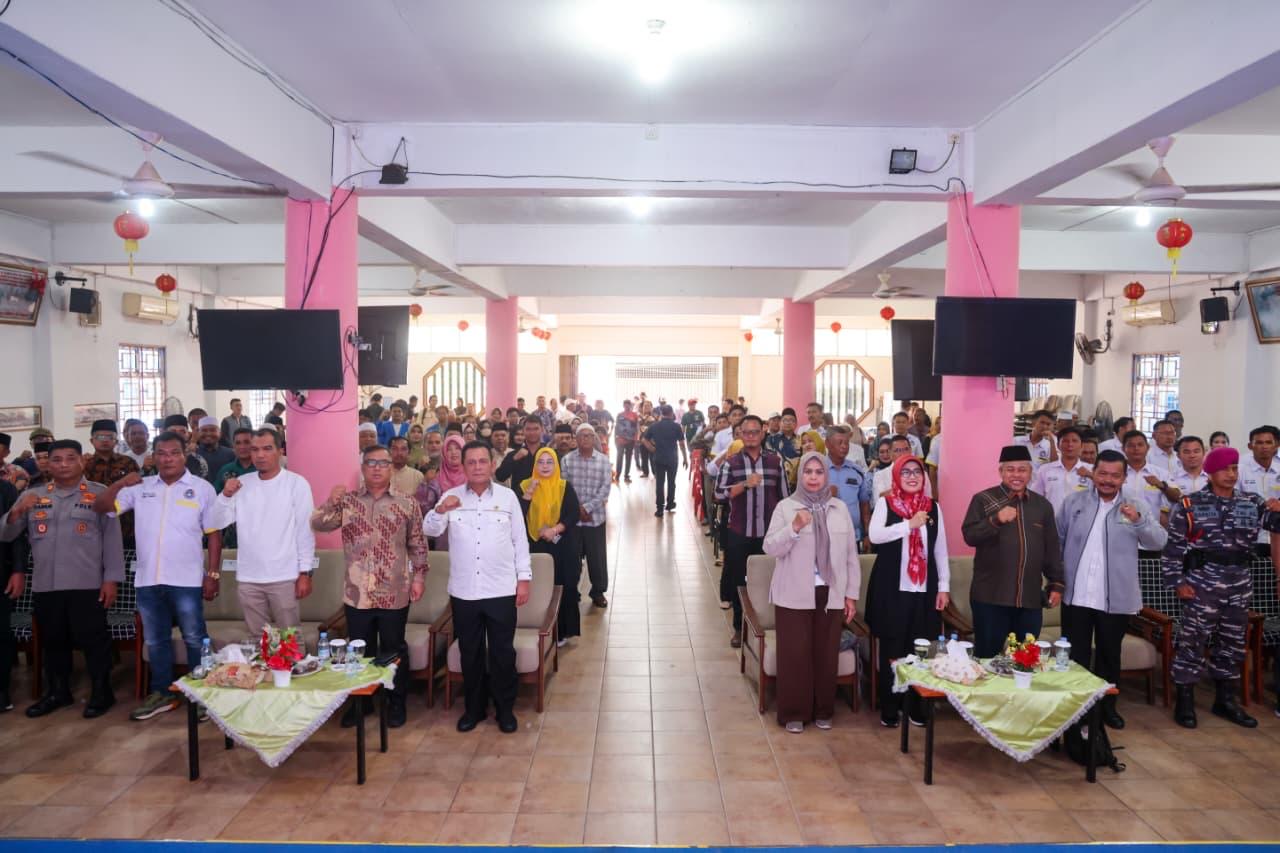 Pemprov Kepri Salurkan Bantuan untuk Masyarakat Lingga, Gubernur Ansar: Wujud Hadirnya Negara di Tengah Rakyat