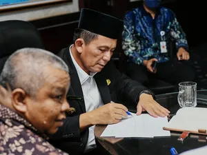 Gubernur Ansar Serius Garap Kelanjutan Penataan Gurindam 12