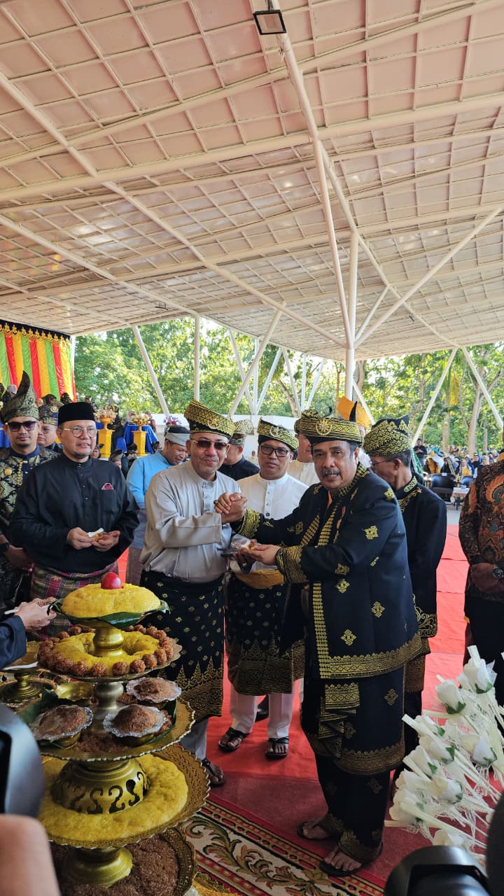 Hadiri Milad Ke-25 LAM Kota Batam, Wagub Nyanyang Ajak Masyarakat Jaga Eksistensi Melayu
