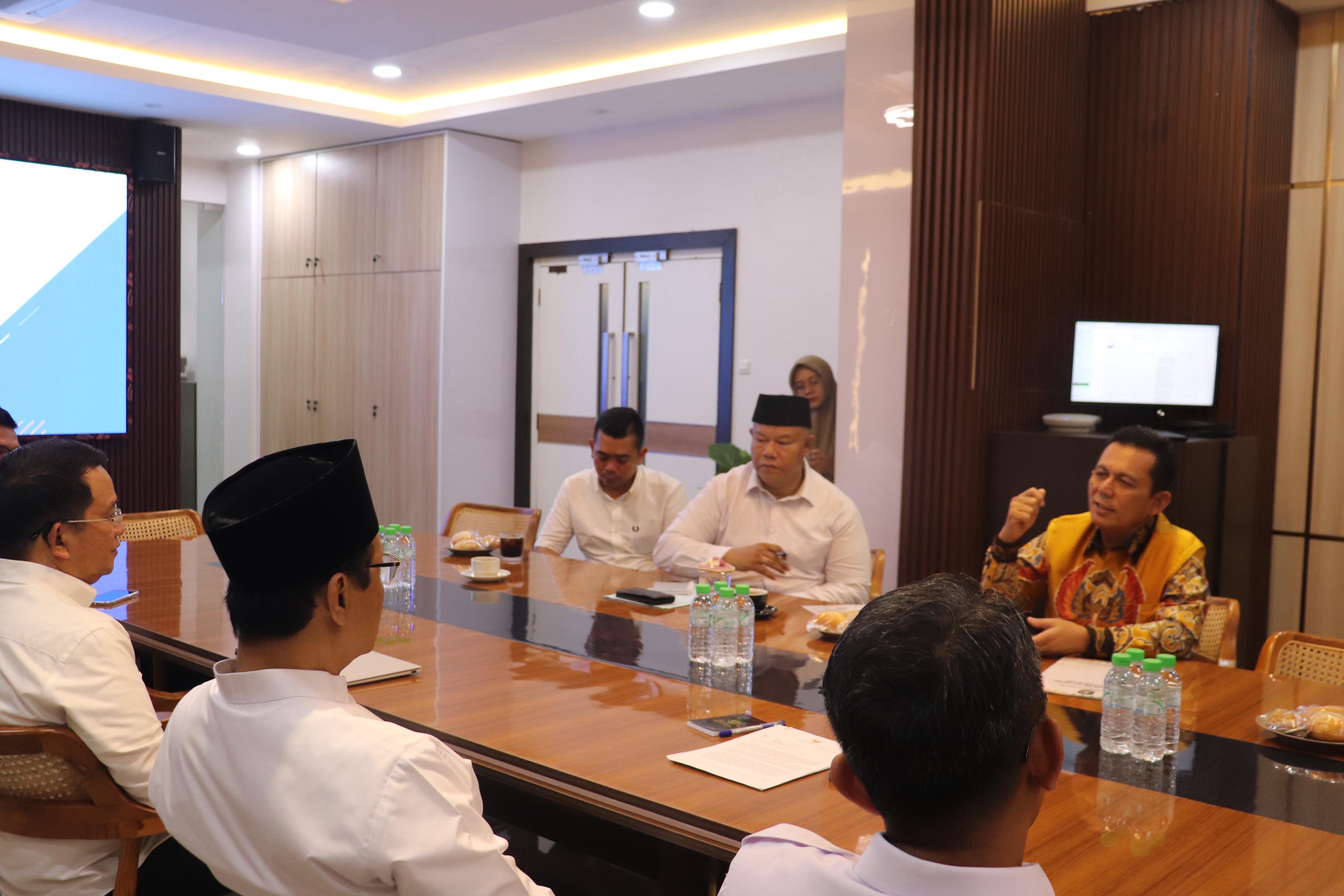 Gubernur Ansar–Mensos Bahas Strategi Besar Kesejahteraan Kepri, Sekolah Rakyat hingga Perlindungan Sosial Jadi Prioritas