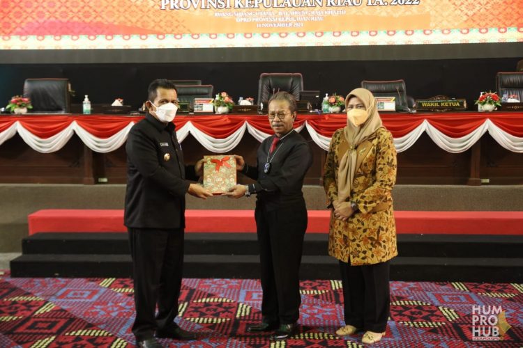 Pemprov dan DPRD Kepri Teken Kesepakatan KUA PPAS APBD 2022