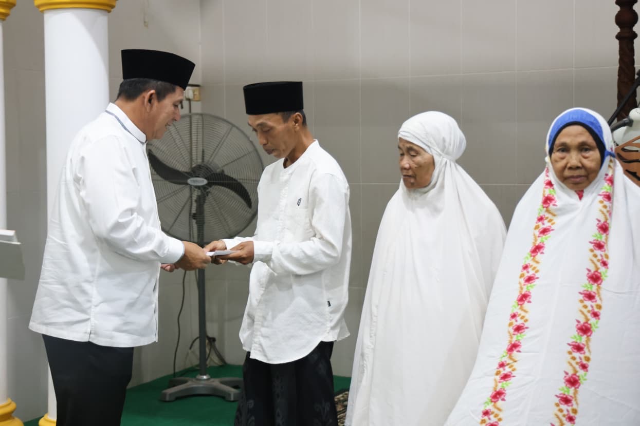 Safari Ramadan Malam ke-17, Gubernur Ansar Kunjungi Masjid Al-Maghfiroh Tanjungpinang