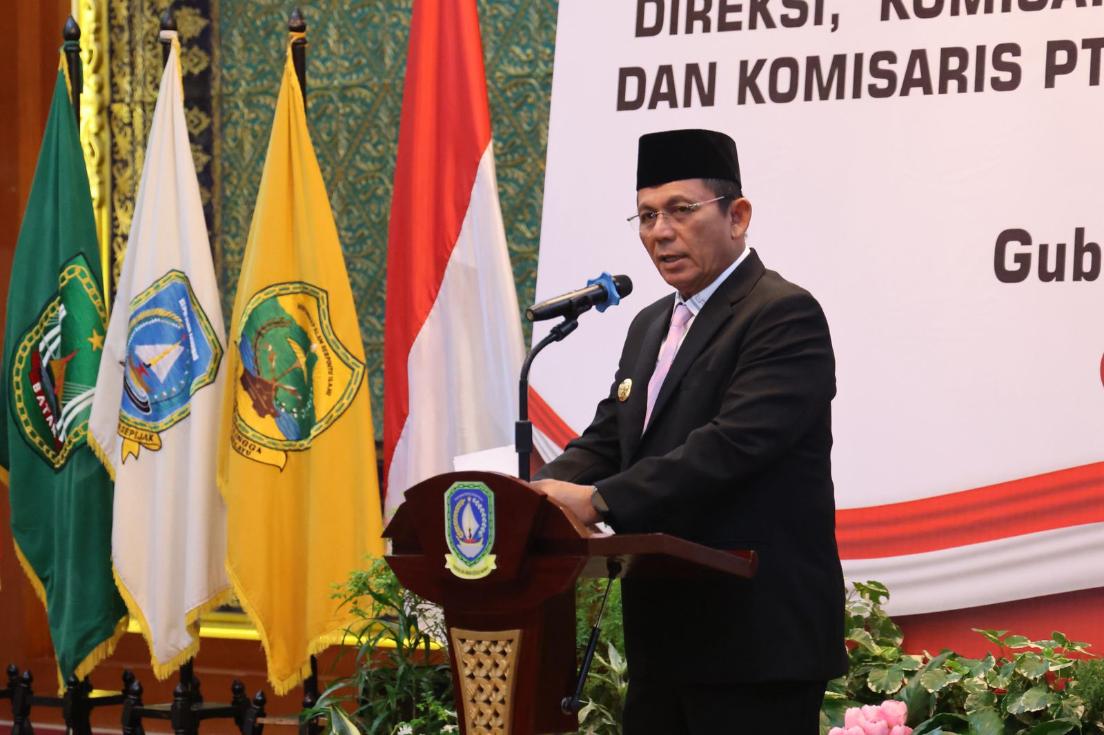 Gubernur Ansar Lantik Direksi dan Komisaris PT Energi Kepri serta Komisaris PT Pembangunan Kepri