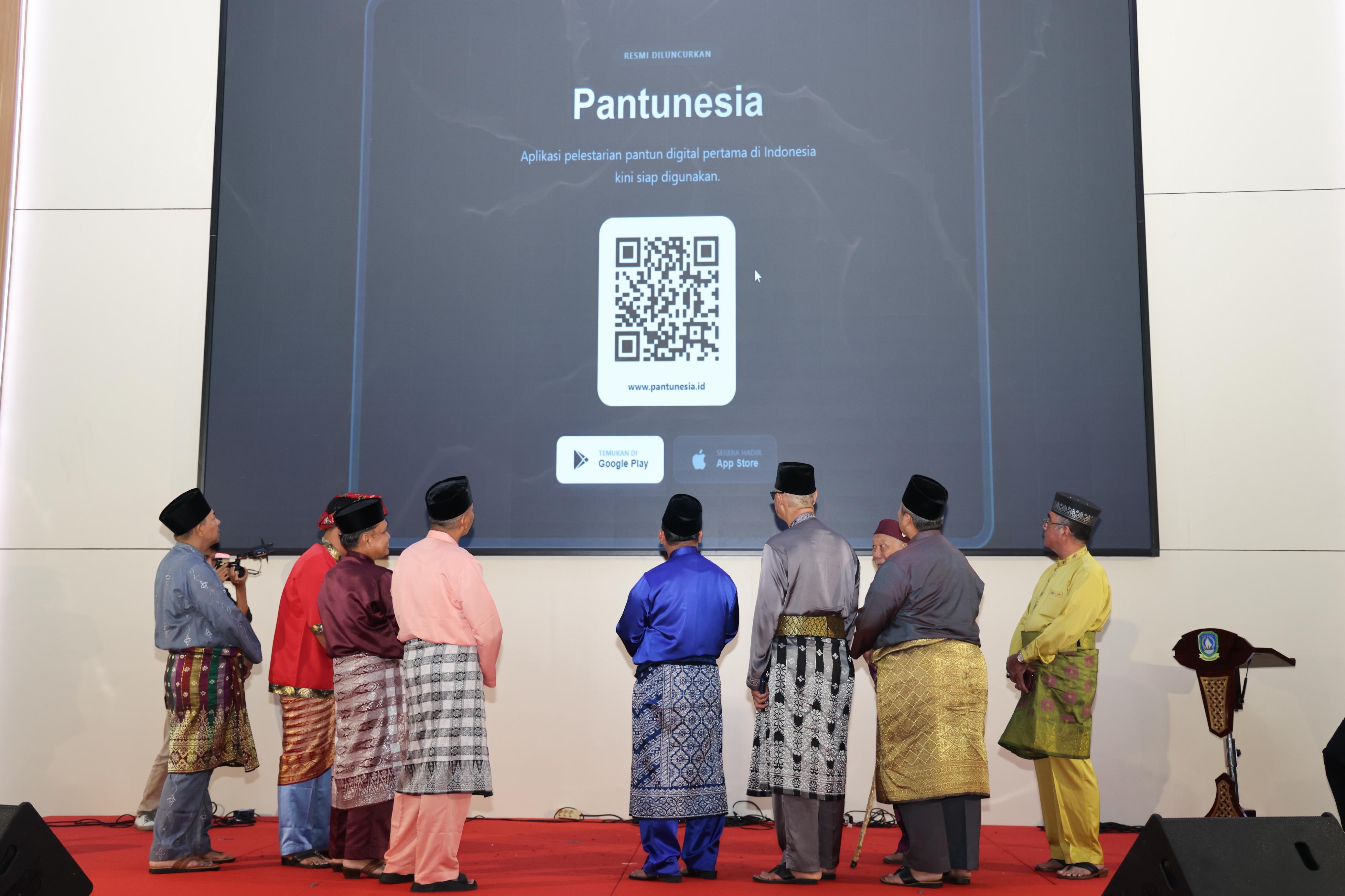 Aplikasi Pantunesia Resmi Diluncurkan, Perkuat Pelestarian Pantun Melayu Berbasis Teknologi
