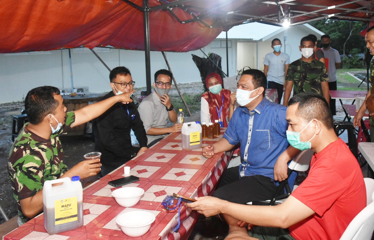 Madu Natuna Tiba di RSKI Galang