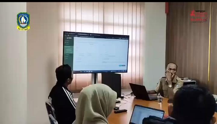 Rapat Penerapan Inovasi SIPRODA (Sistem Informasi Penelusuran Produk Hukum) di Biro Hukum