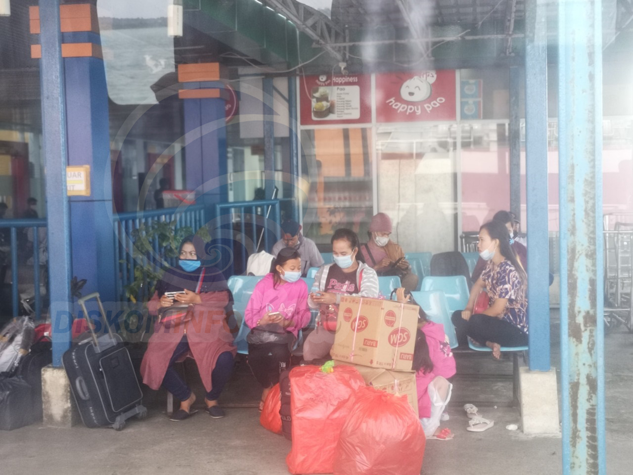 Satgas: Cegah Penyebaran Varian Omicron dengan Prokes