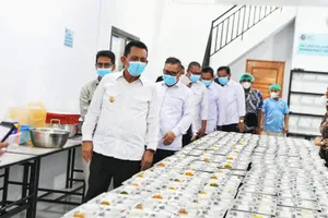 Gubernur Ansar dan Wagub Nyanyang Tinjau Program MBG di Karimun, Memastikan Program Berjalan Lancar
