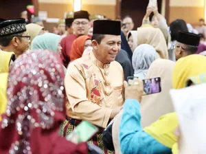 Silaturahmi Penuh Makna, Gubernur Ansar Ajak Masyarakat Kepri di Pekanbaru Bersatu Majukan Daerah