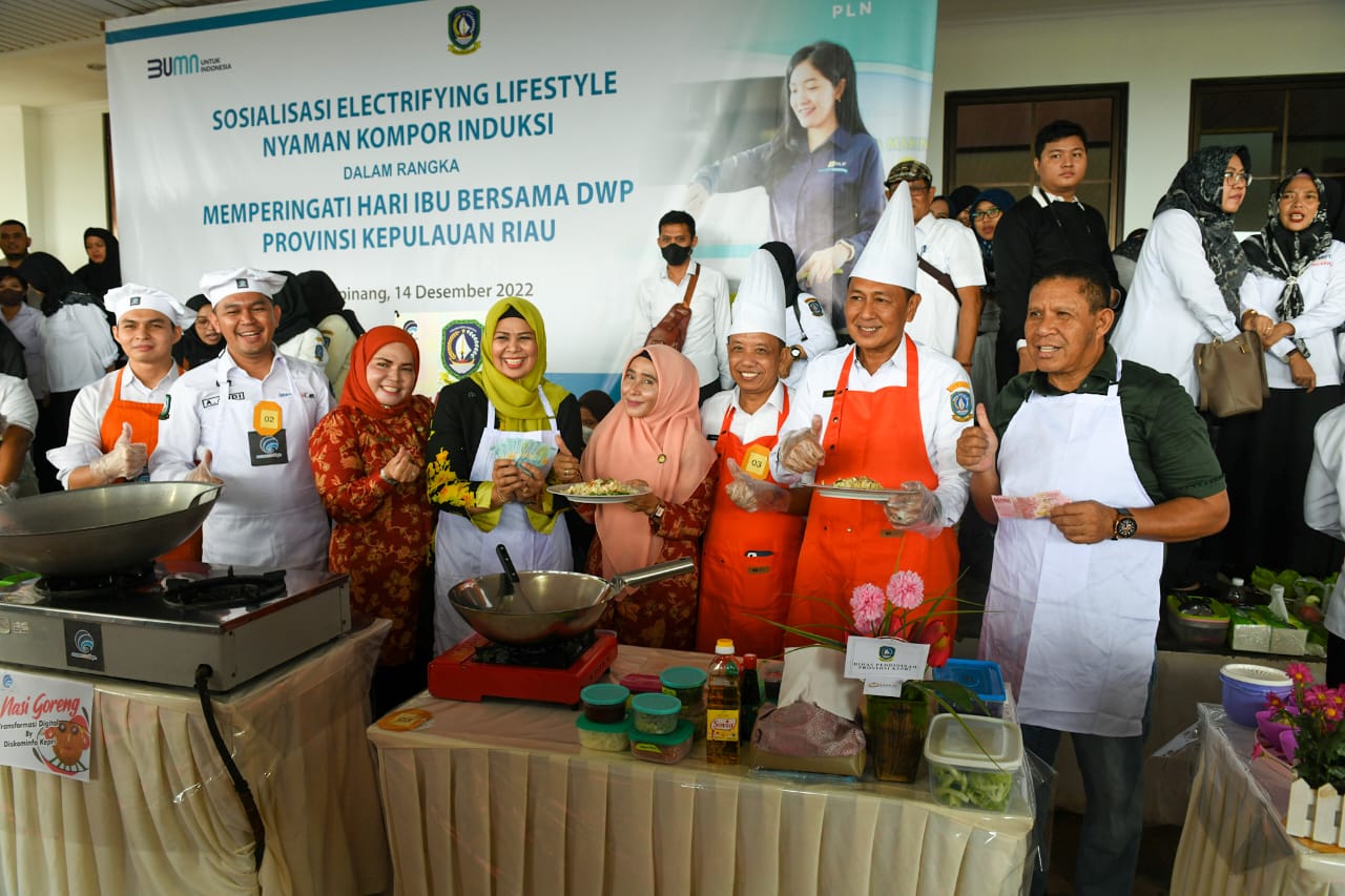 Dewi Ansar Buka Kegiatan Lomba Masak Nasi Goreng Bagi Pejabat Eselon ll Dilingkungan Pemprov Kepri.