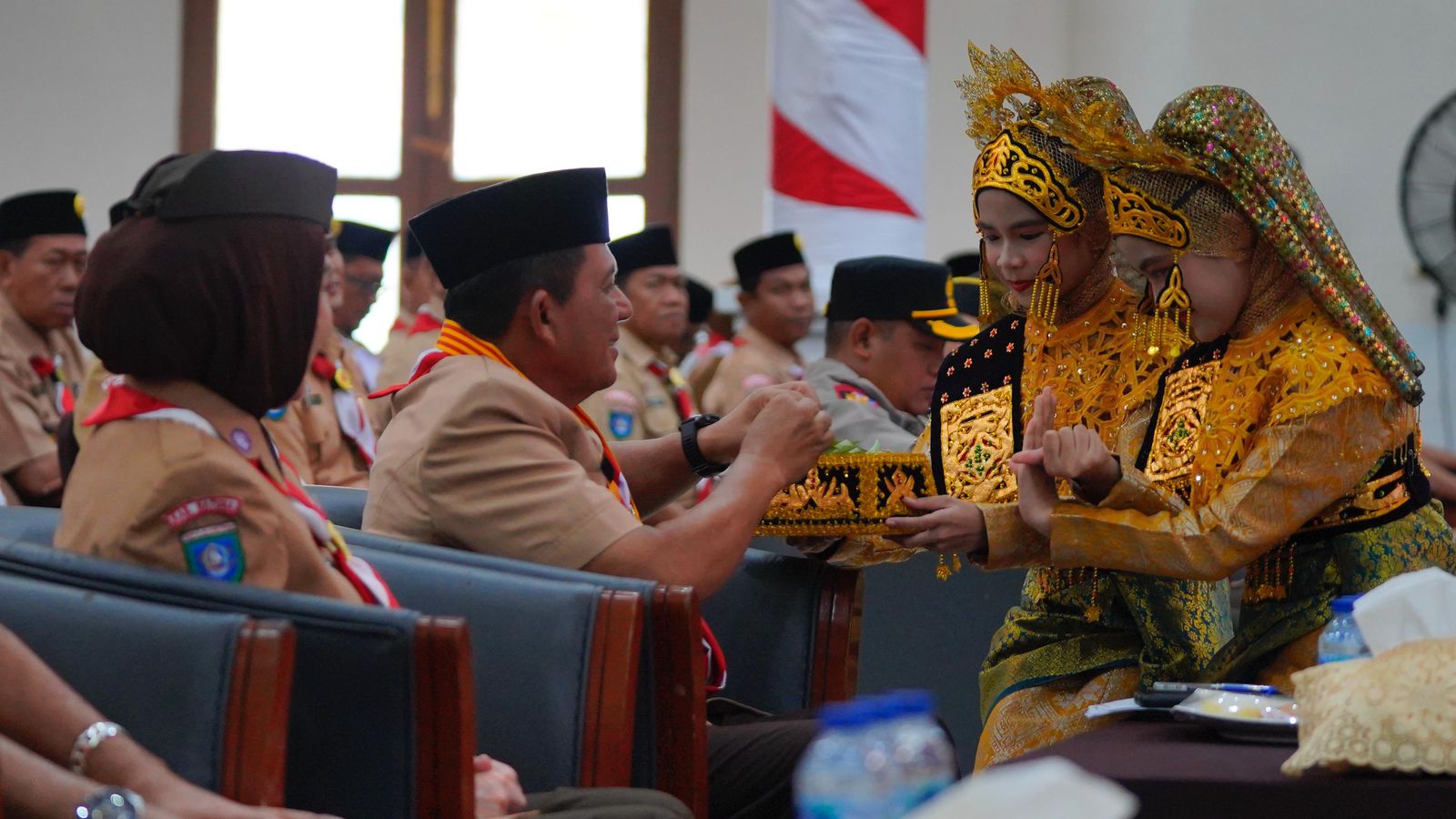 Gubernur Ansar Resmikan Listrik 24 Jam di Pulau Panjang, Semua Ibukota Kecamatan di Kepri Kini Terang Sepanjang Hari