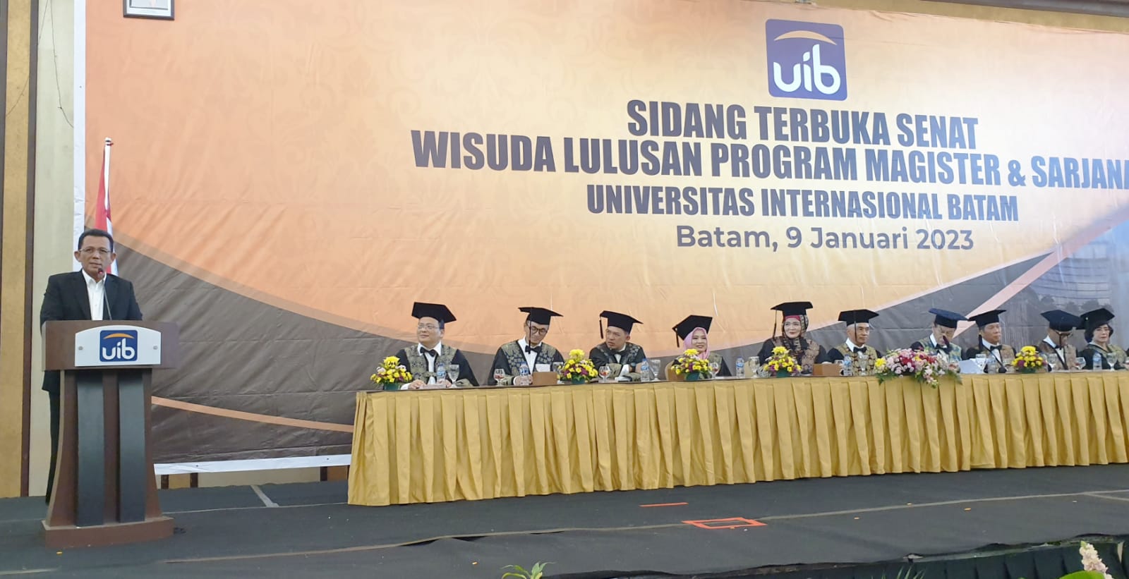 Hadiri Wisuda UIB XVIII, Gubernur Ansar Dorong Lahirkan SDM Unggul di Kepri