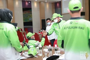 Gubernur Lepas 22 Atlet NPCI Kepri ke Papernas XVI  Papua