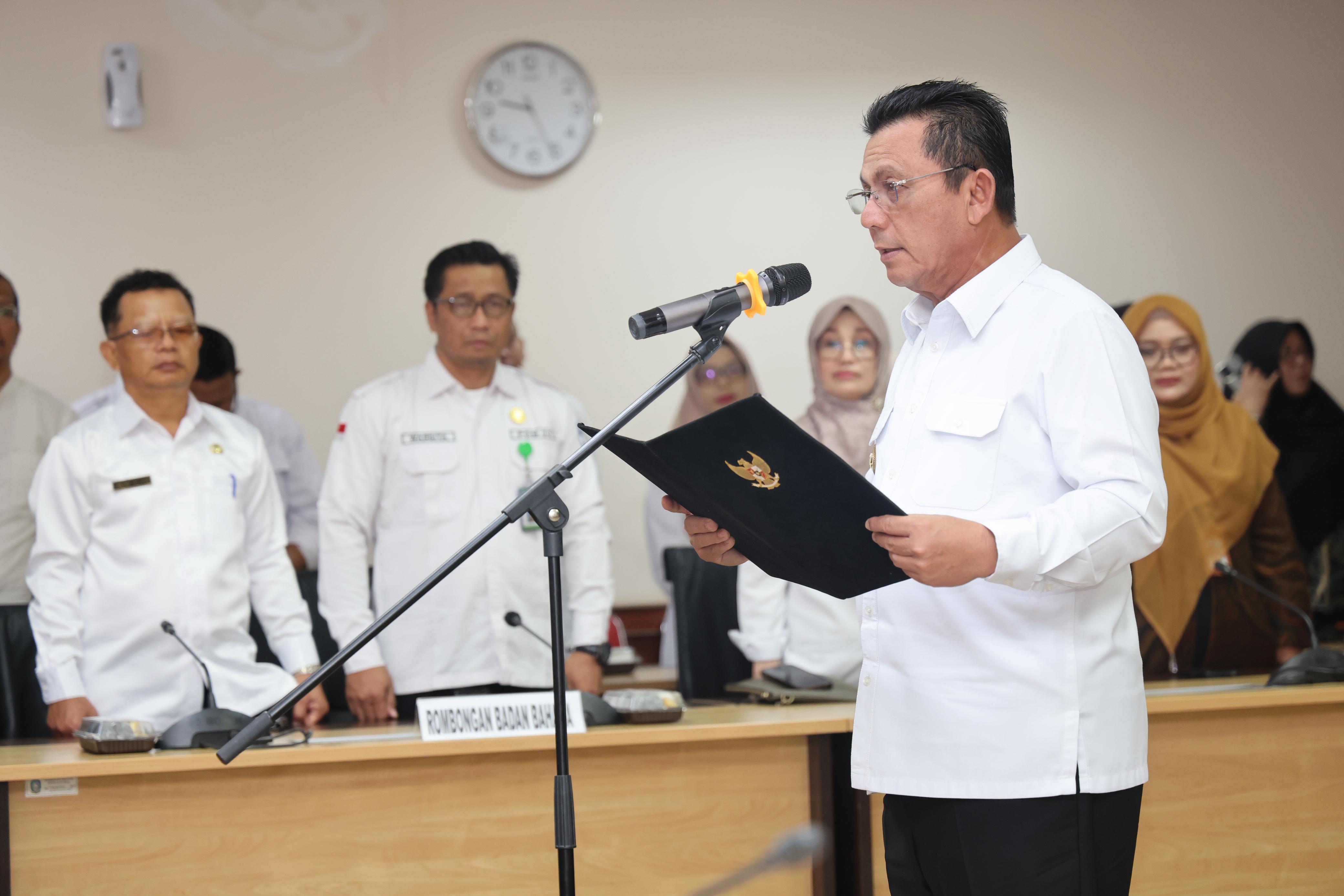 Gubernur Ansar Teken Nota Kesepakatan Penguatan Penggunaan Bahasa Indonesia di Kepri