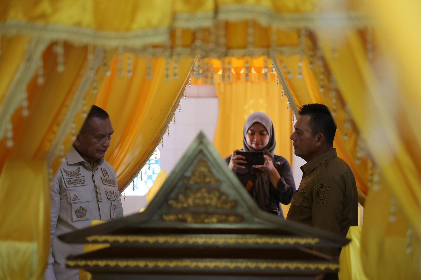 Gubernur Ansar Dampingi Wamenko Polhukam dan Plt. Wakil Jaksa Agung RI Kunjungi Pulau Penyengat