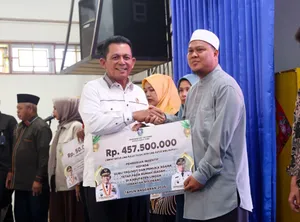 Pemprov Kepri Salurkan Bantuan untuk Masyarakat Lingga, Bentuk Kehadiran Pemerintah di Masyarakat
