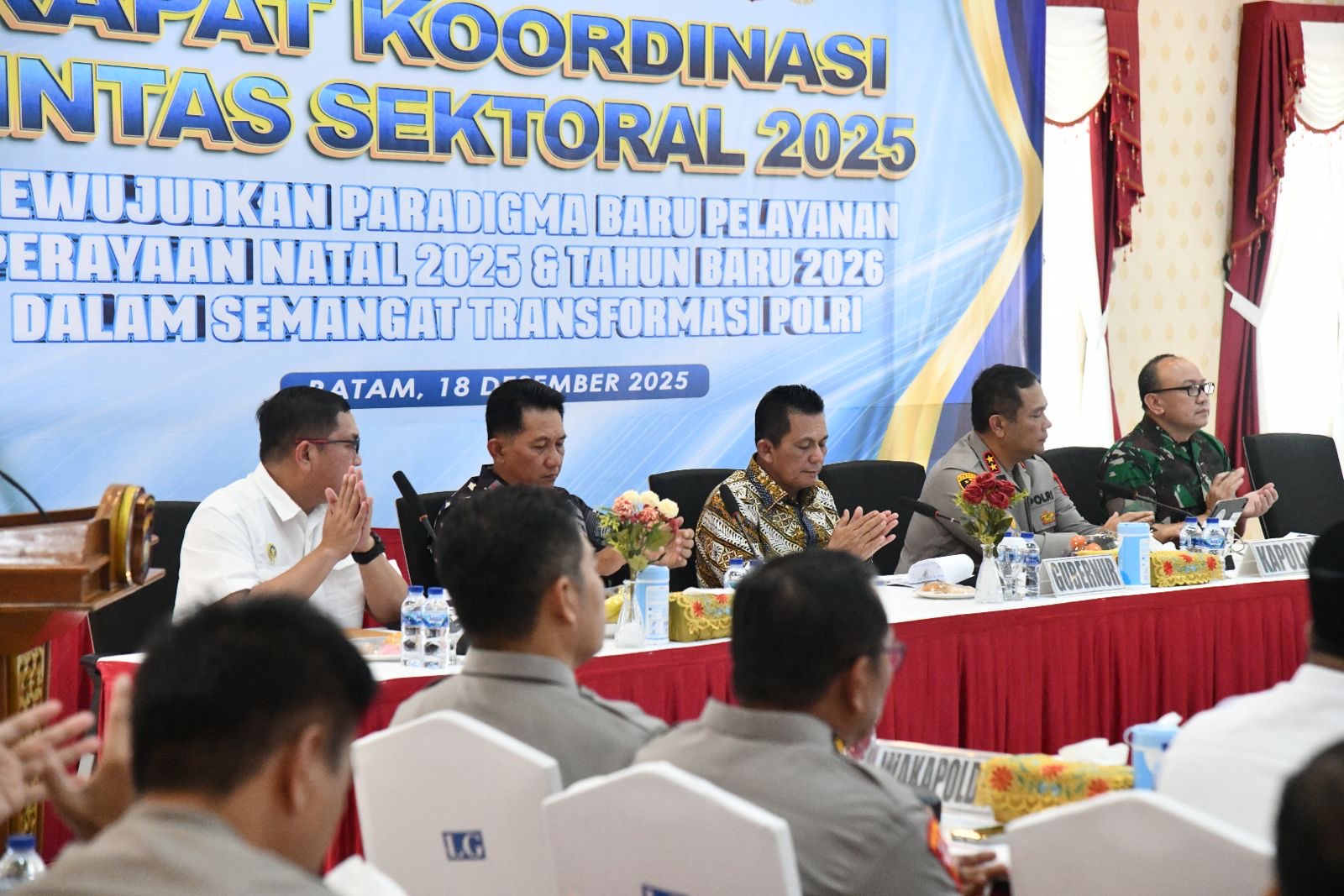 Gubernur Ansar Tekankan Penguatan Pengamanan dan Layanan Nataru pada Rakor Operasi Lilin Seligi 2025