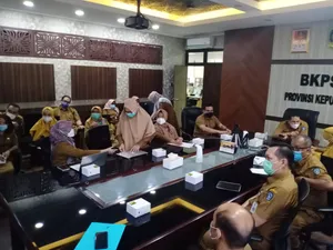MENJAWAB DILEMA ADMINISTRASI DENGAN LAKSE