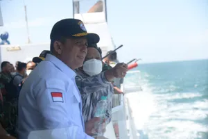 Mendagri Bersama Gubernur Kepri Meninjau Pulau Karang Singa