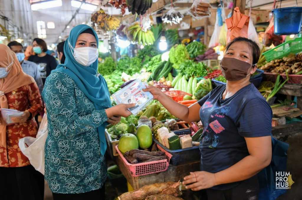 TP PKK Kepri Ajak Masyarakat Dispilin Memakai Masker
