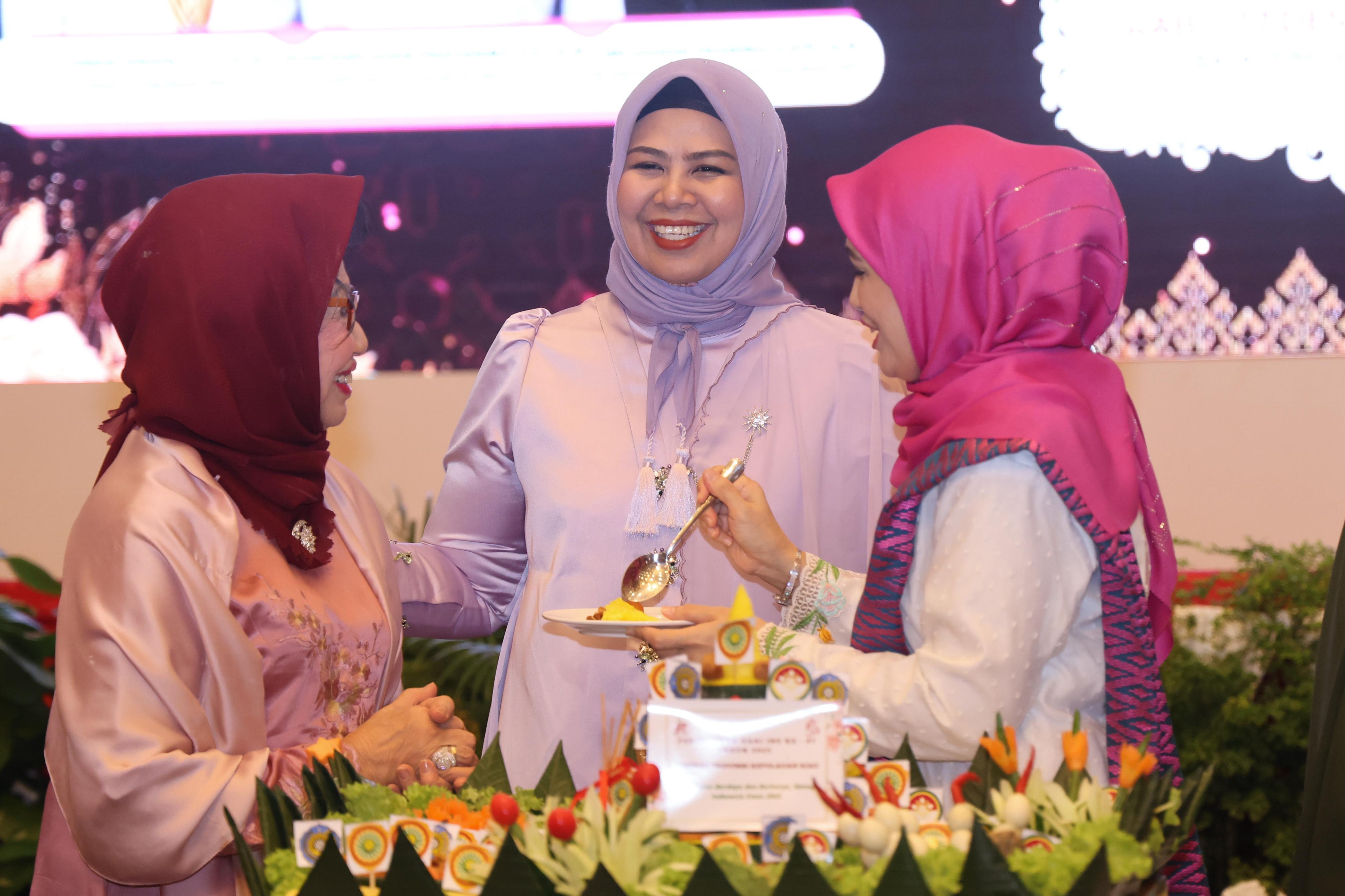 Pemprov Kepri Peringati Hari Ibu 2025, Teguhkan Peran Perempuan Menuju Indonesia Emas 2045
