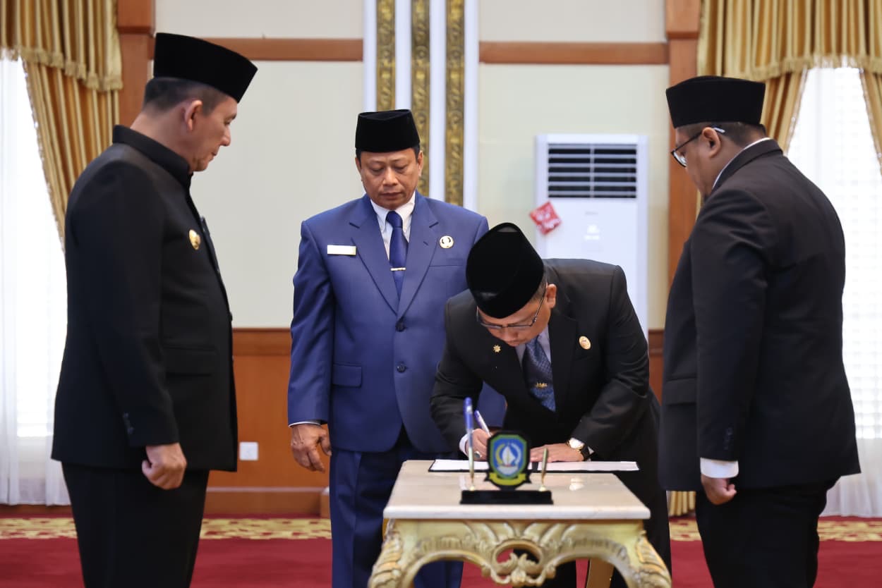 Gubernur Kepri Lantik BPSK Batam, Pesan Perkokoh Konsolidasi Demi Lindungi Hak-Hak Konsumen