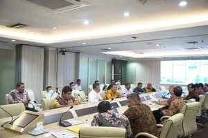 Gubernur Ansar Minta Menteri KKP Menetapkan 6 Pelabuhan Perikanan di Kepri