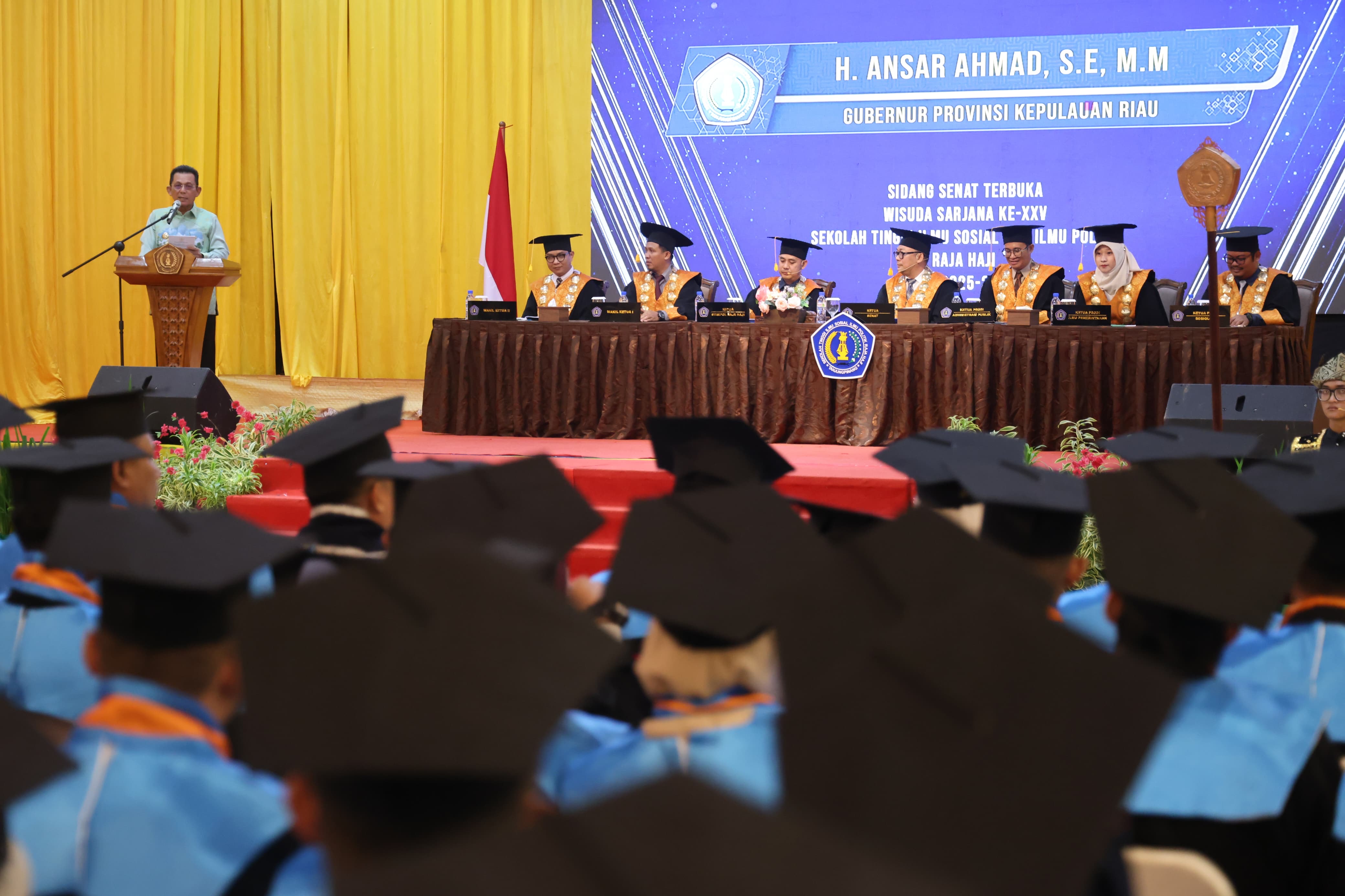 Hadiri Wisuda STISIPOL Raja Haji, Gubernur Ansar Tekankan Pentingnya SDM Adaptif