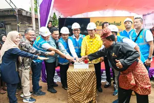 Ansar Resmikan Pengoperasian Saluran Kabel Laut Tegangan Menengah 20 kV di Pulau Buluh, Setelah 64 Tahun Kini Listrik Nyala 24 Jam