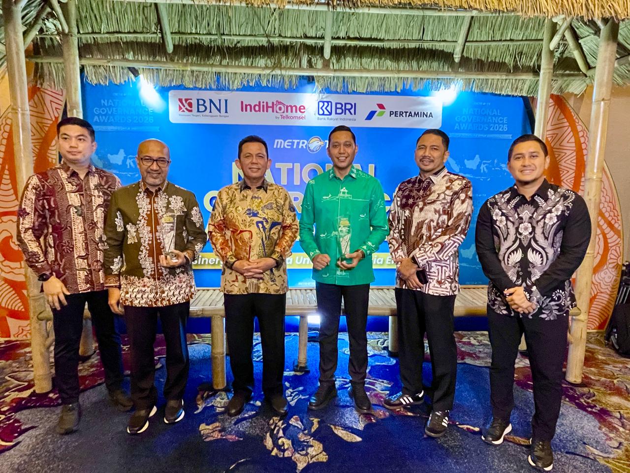 Gubernur Ansar Sabet Dua Penghargaan Nasional Bergengsi, Kepri Ukir Standar Baru Pembangunan Kepulauan