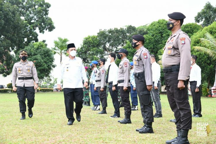 Gubernur Kepri Pimpin  Apel Gelar Pasukan Operasi Lilin 2021