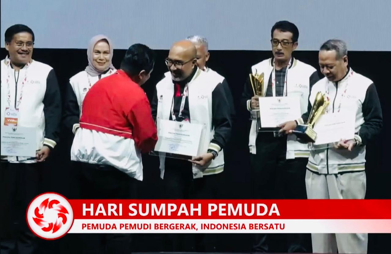 Mencapai Peningkatan IPP Terbaik Pertama Nasional, Gubernur Kepri Terima Penghargaan Wirasena 2025