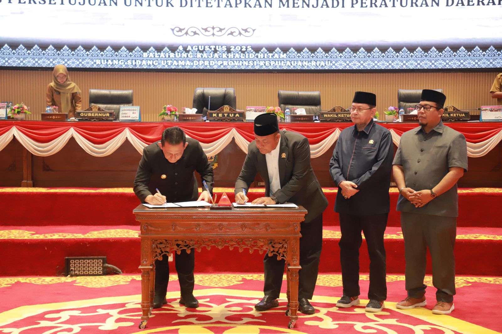 Dorong Iklim Usaha Kondusif, Pemprov dan DPRD Kepri Setujui Perda Insentif dan Kemudahan Investasi