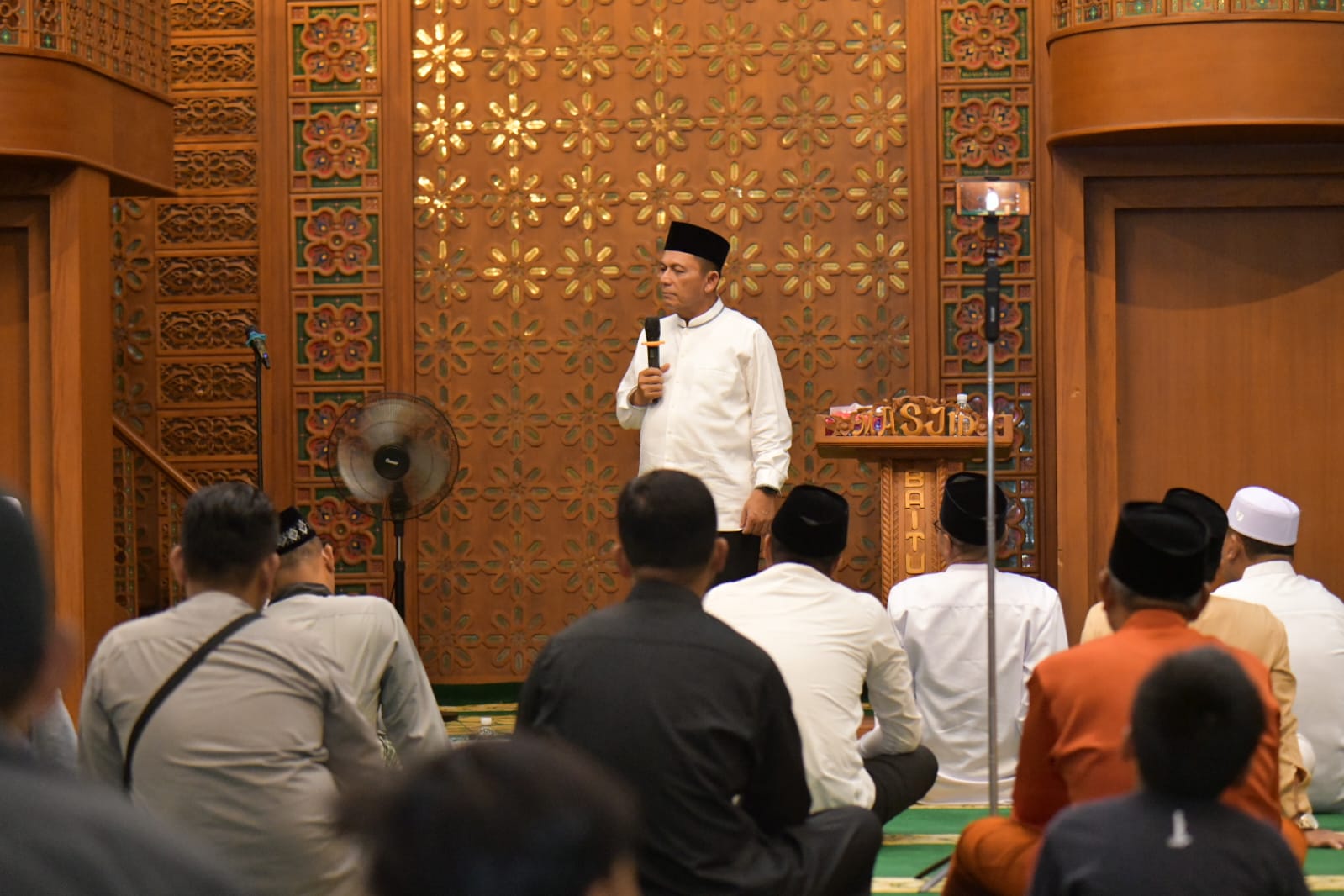 Gubernur Ansar Gelar Safari Ramadan di Masjid Raya Baitul Makmur Tanjunguban
