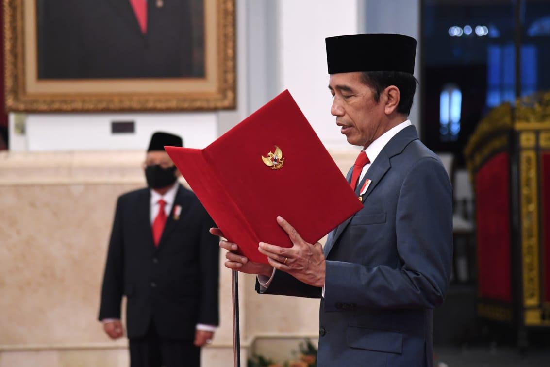Presiden Jokowi Lantik Isdianto Sebagai Gubernur Kepulauan Riau