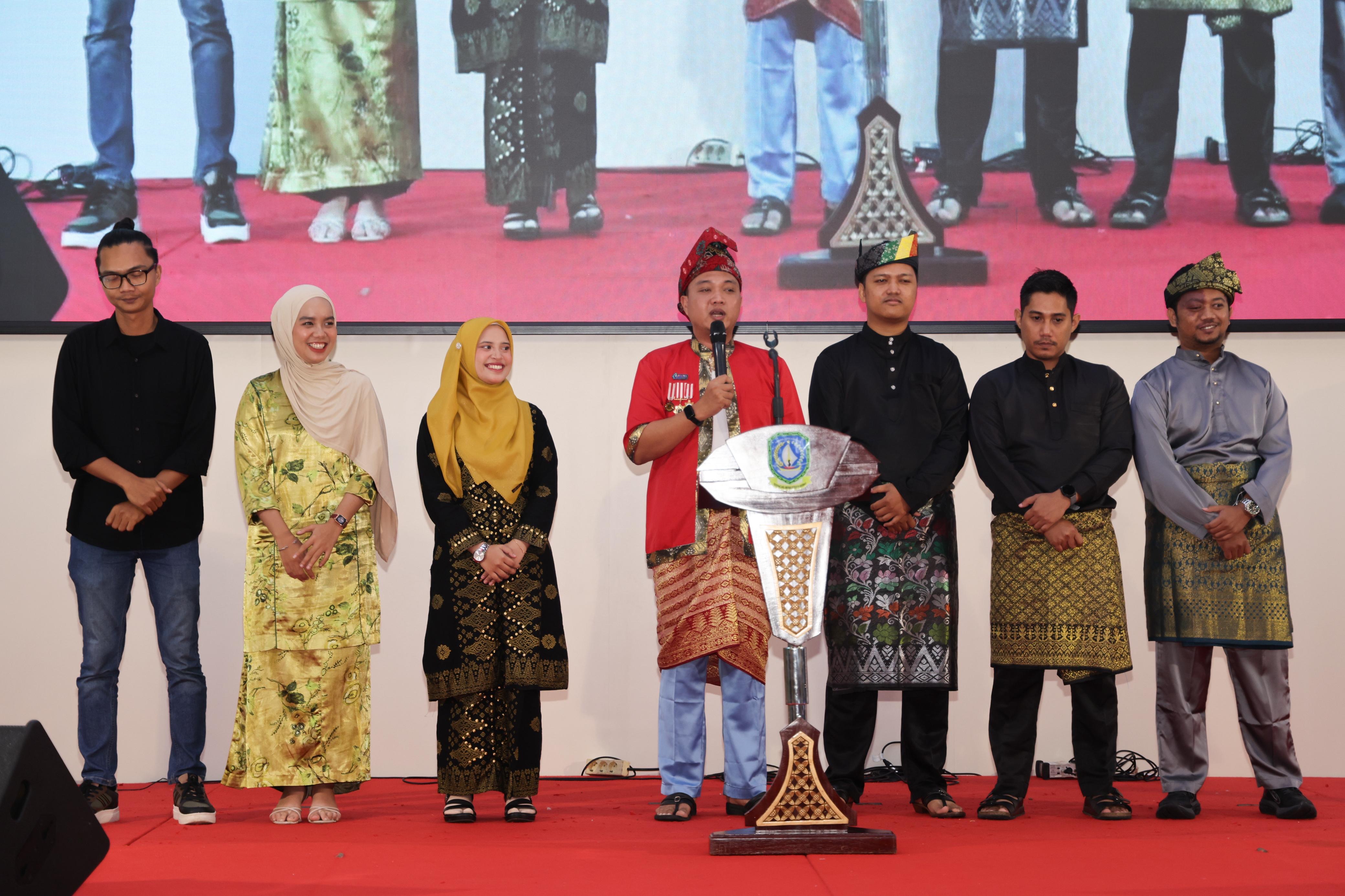 Aplikasi Pantunesia Resmi Diluncurkan, Perkuat Pelestarian Pantun Melayu Berbasis Teknologi