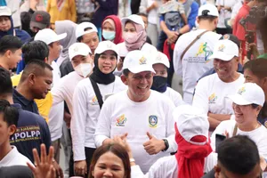 Gubernur Lepas Jalan Sehat Sempena Bulan K3 Nasional Provinsi Kepri