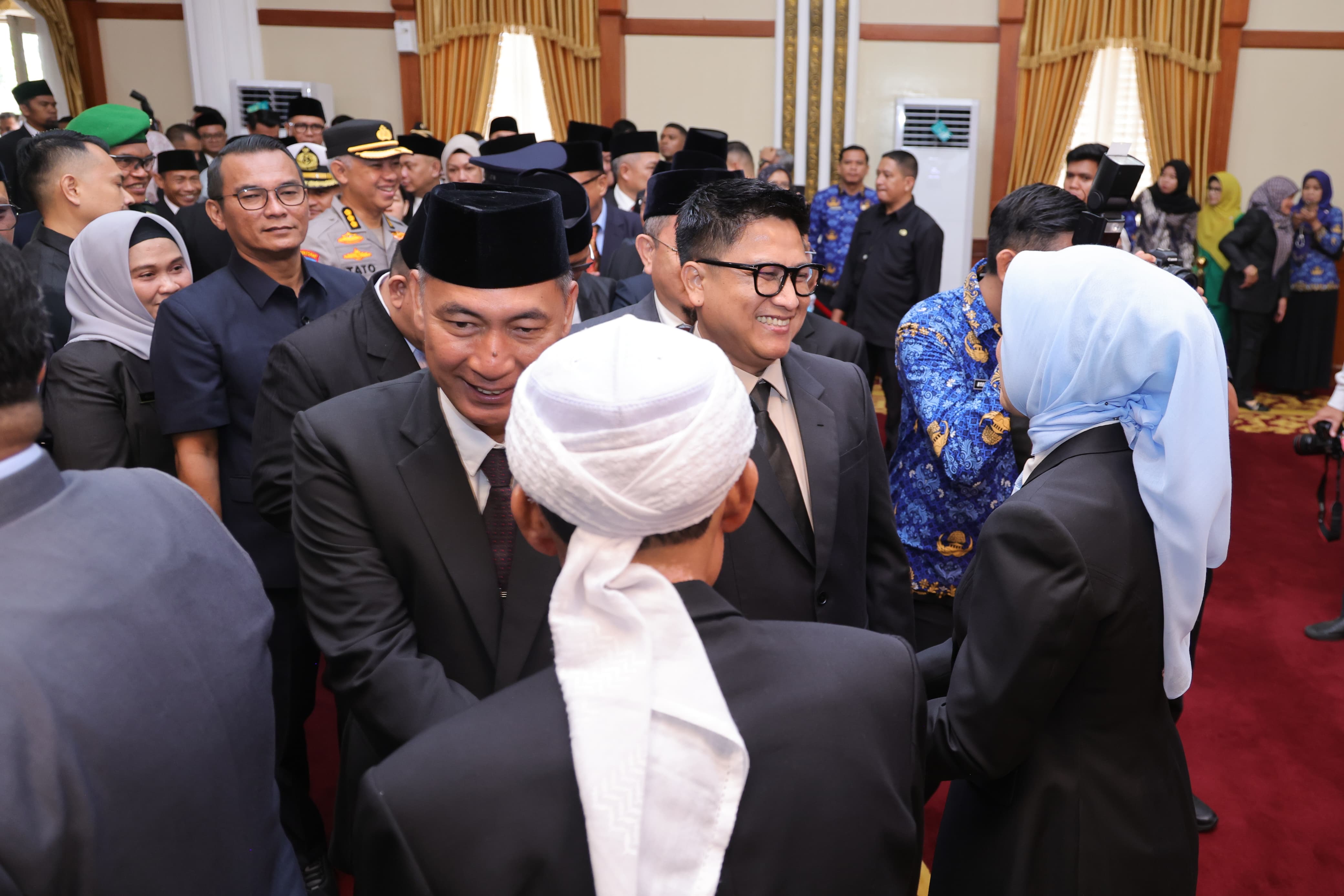 Gubernur Ansar Lantik Misni sebagai Sekda Definitif Kepri, Perempuan Pertama Pegang Tongkat Komando Birokrasi