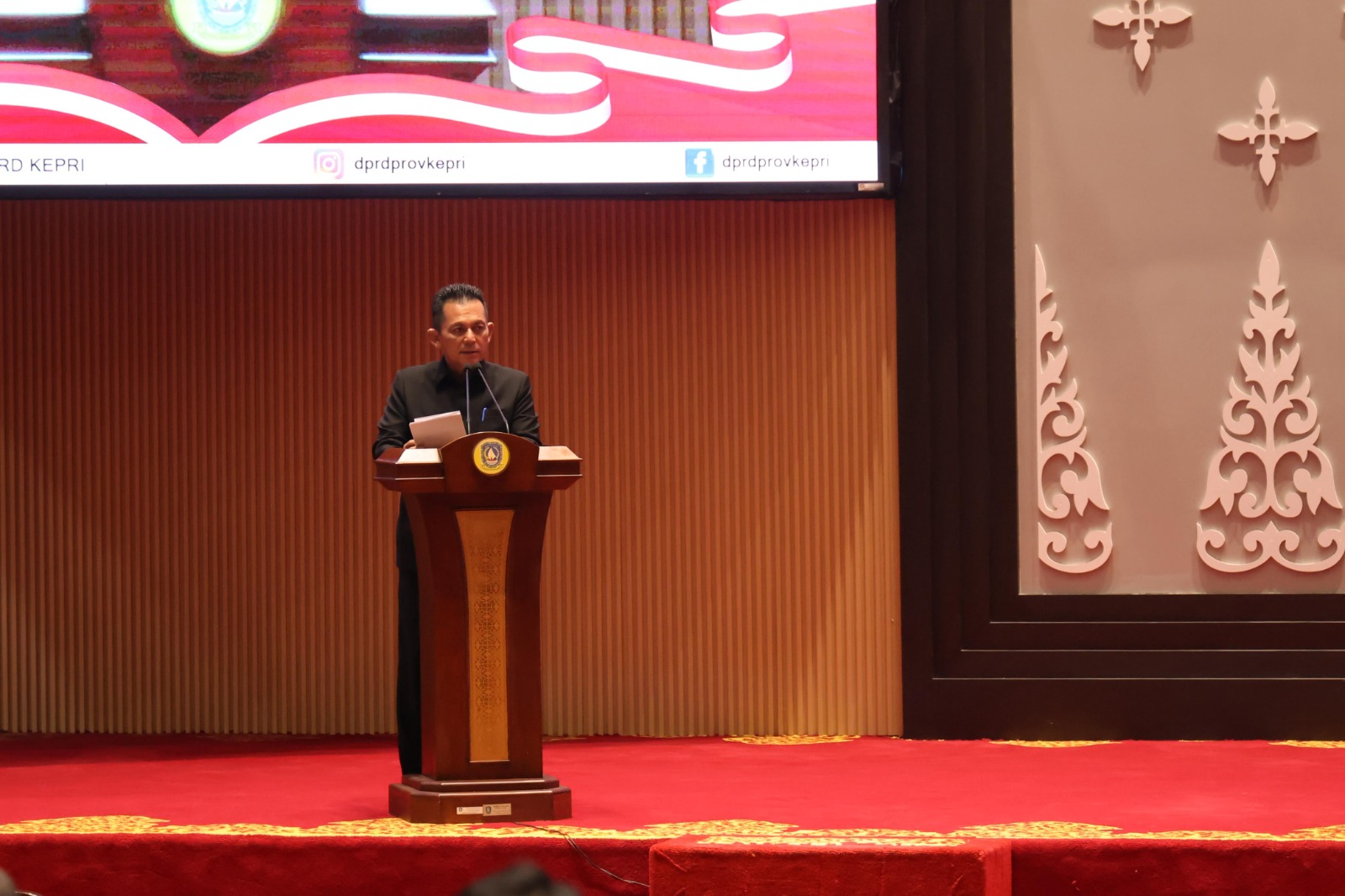 DPRD dan Pemprov Kepri Tetapkan Perda Trantibumlinmas, Komitmen Wujudkan Masyarakat Tertib dan Berkeadaban