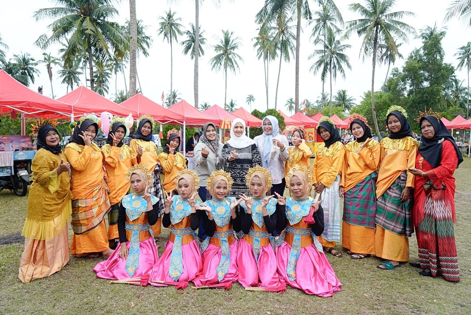 Nenny Nyanyang Buka Wondersea  Kampung Bugis Party
