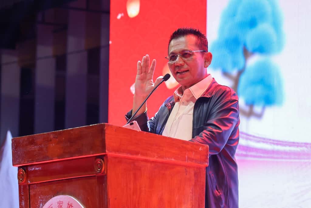 Hadiri Festival Moon Cake, Ansar Tekankan Pentingnya Solidaritas Masyarakat Kepri