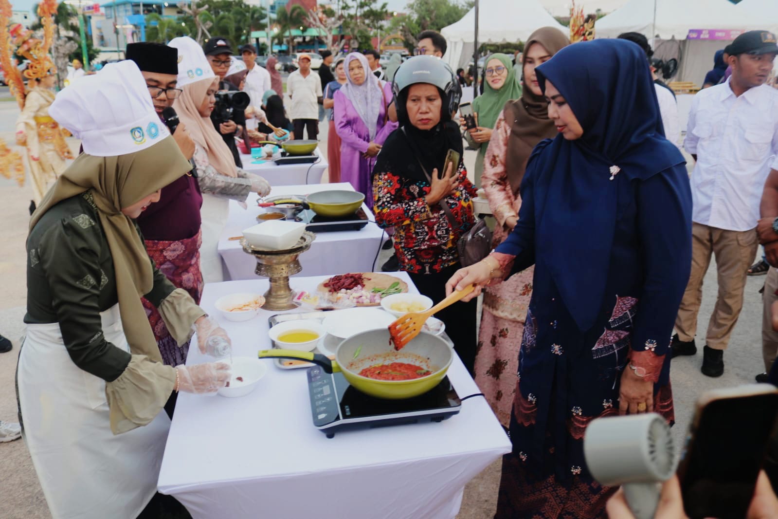 Dewi Ansar Buka Kepri Malay Food Festival 2025