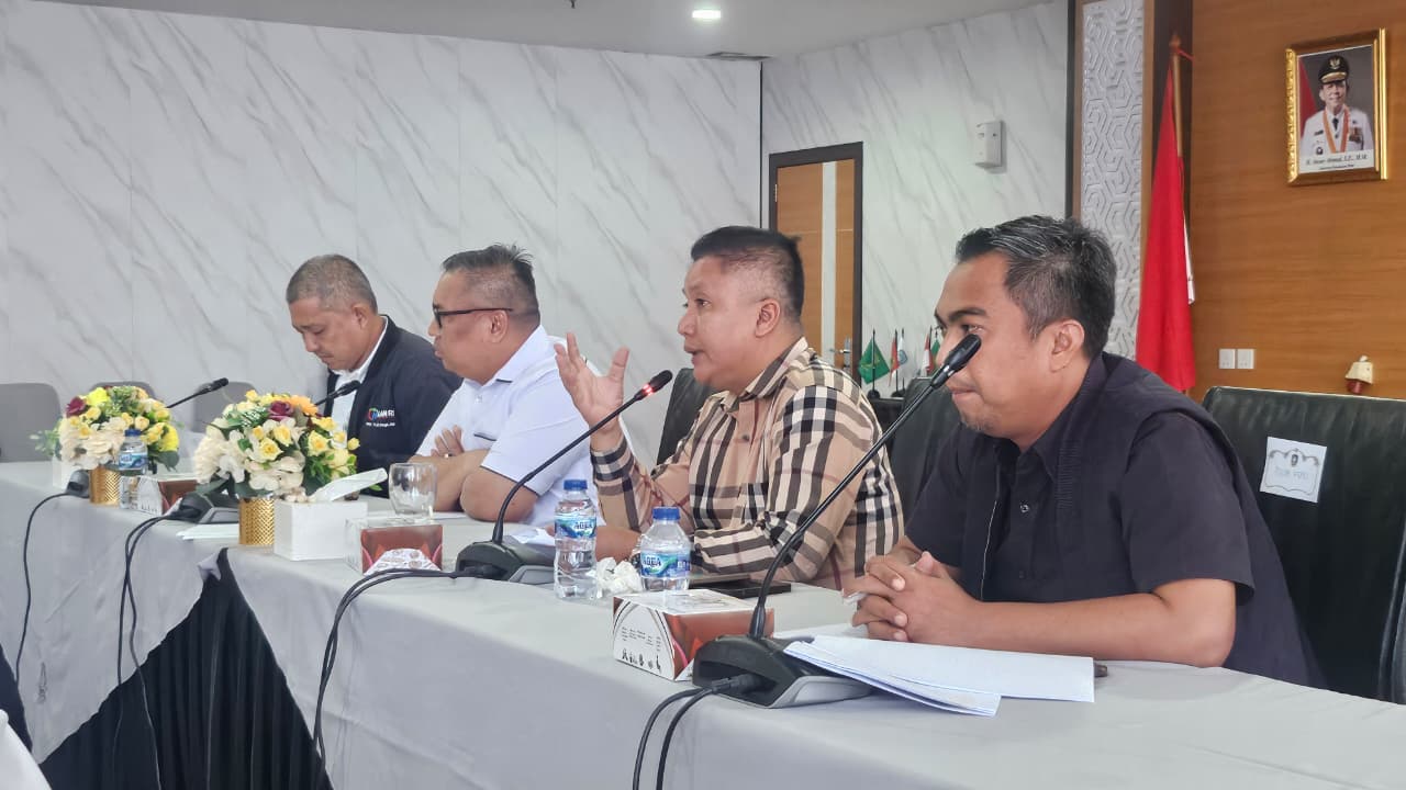 Wagub Kepri Tegaskan Aplikator Transportasi Online Harus Patuhi Ketentuan Tarif