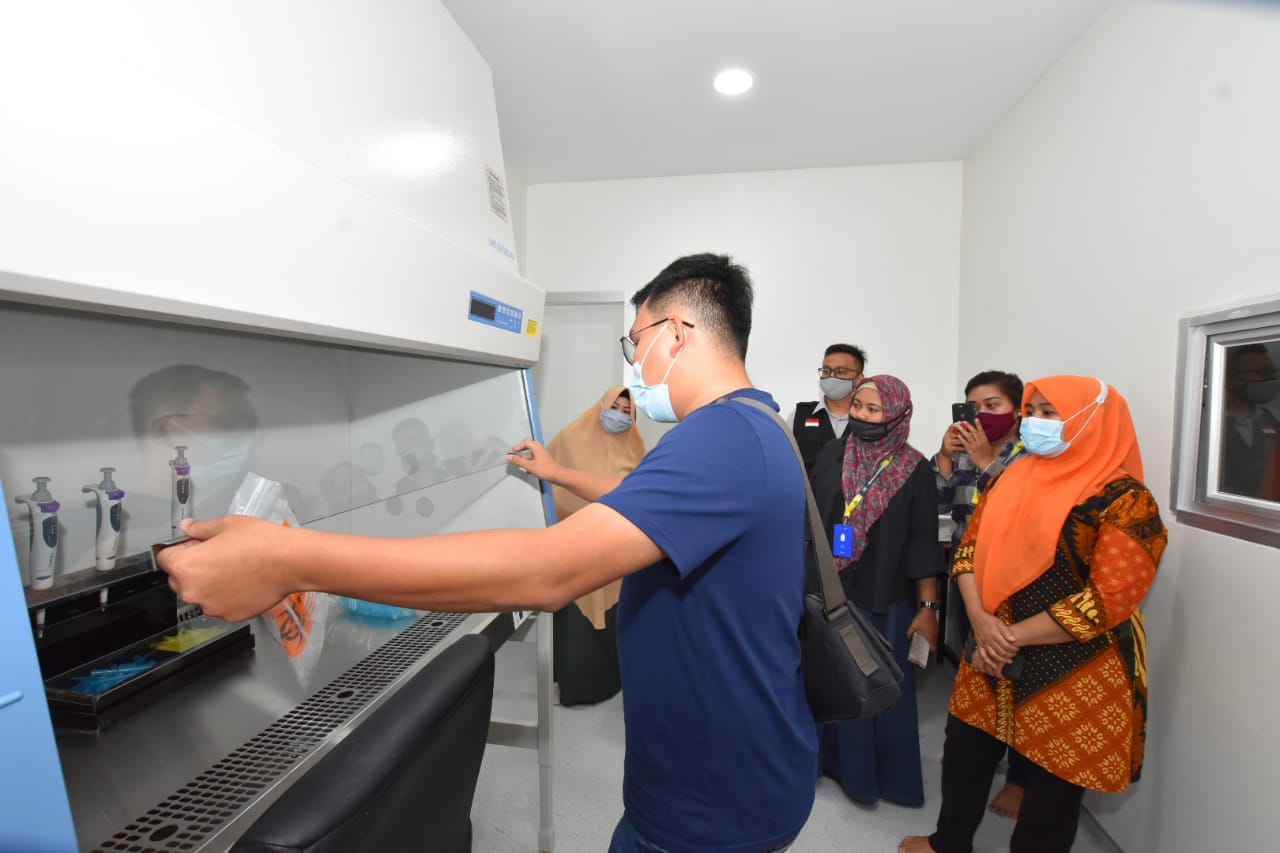 Arif Fadillah Lega, Bilik Swab Tiba di RSKI Galang