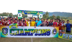 Bintan Muda FC Juarai Piala Gubernur, Piala Diserahkan Langsung Oleh Gubernur Ansar