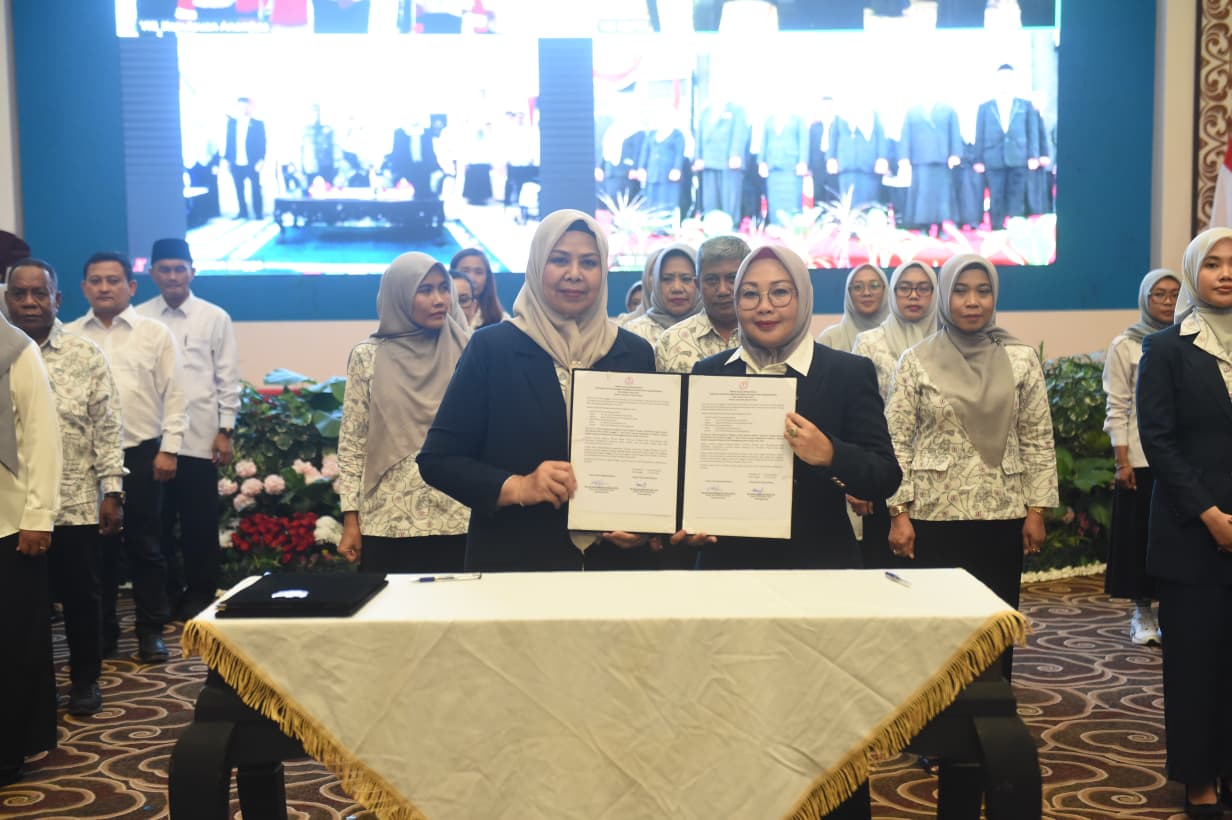 Dewi Ansar Dikukuhkan sebagai Ketua YKI Kepri 2026–2031