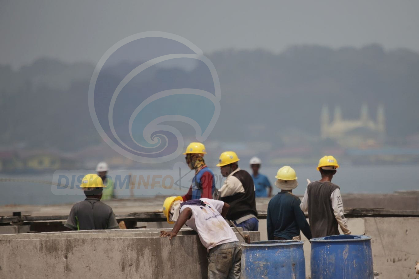 Angkatan Kerja Agustus 2021 Naik 73.238